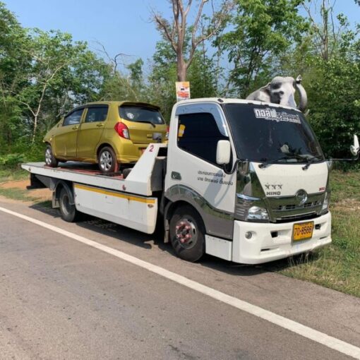 บริการรถยกรถสไลด์ลำปาง มีประกันสินค้า รถเสีย รถพังเรียกใช้บริการได้ตลอด 24 ชม